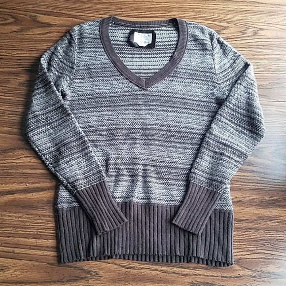 Y2K Old Navy V-neck Wool/Rabbit Hair Blend Sweater - Picture 1 of 8